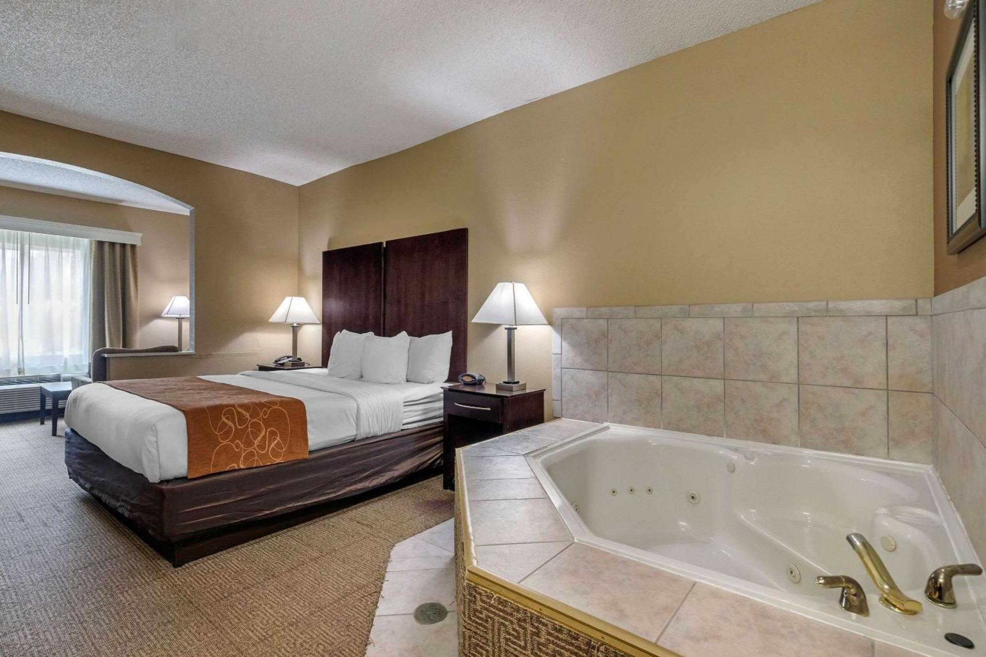 Comfort Suites The Colony - Plano West Экстерьер фото